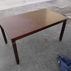 Dining Room Table 