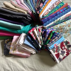 Fabric Bundle Extra Large “What’s In Your Closet”?