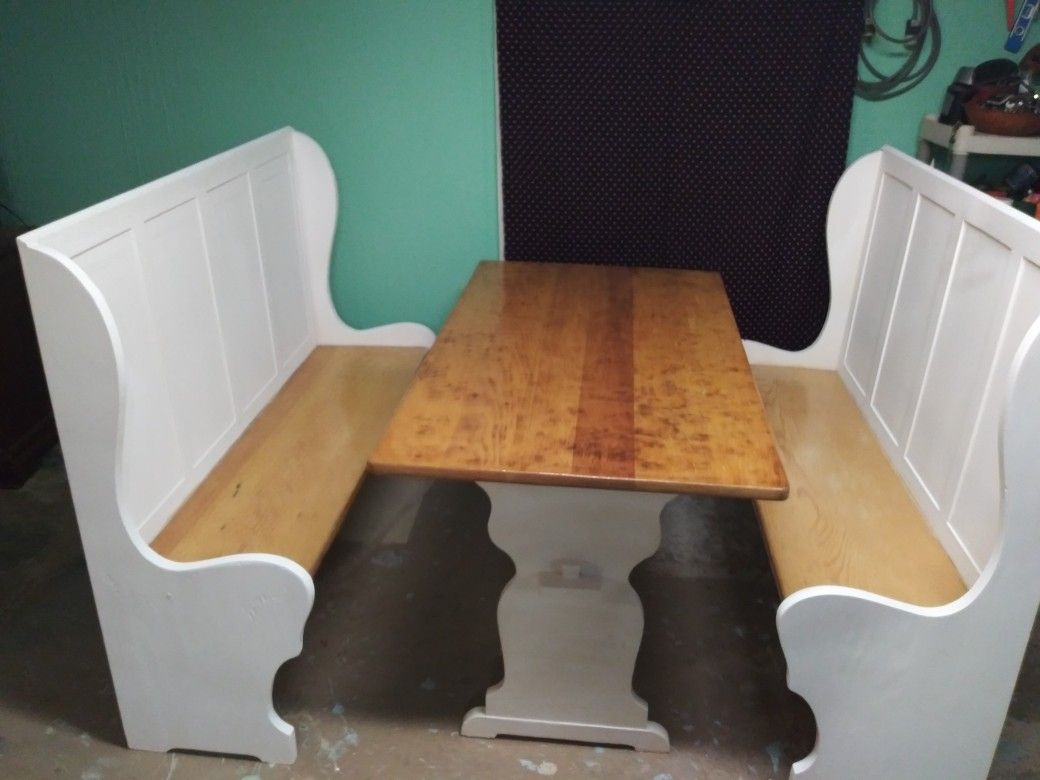 Real wood Table with bench seats