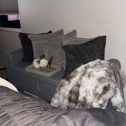 Bedroom bench for Sale 