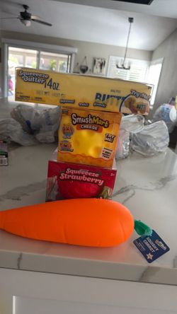 Squeeze Butter, SmushMart Cheese, Squeeze Strawberry, Squishy Carrot