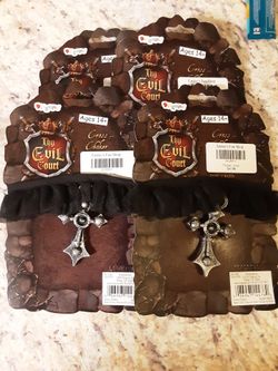 Cross choker Costume