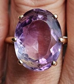 14k Gold Large Oval Amethyst Solitaire Ring Size 8