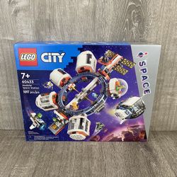 Lego City 60433 Modular Space Station