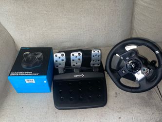 Logitech G920 racing wheel