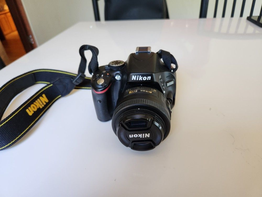 Nikon D5100 DSLR