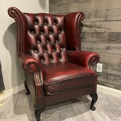 Buttoned Leather Wing-back Chair Gorgeous Queen Anne Style