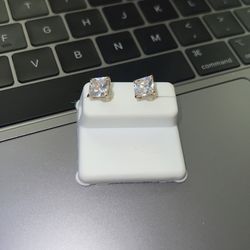 Men Earring’s