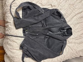 Large grey Jean jacket - fashion nova