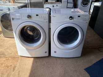 Whirlpool washer and electric dryer