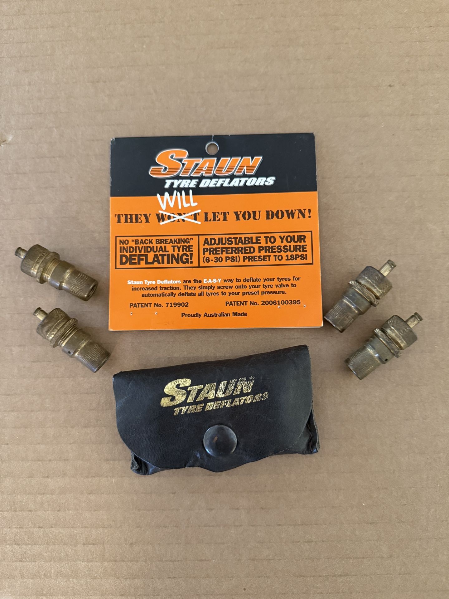 Staun 4x4 Tire Deflators