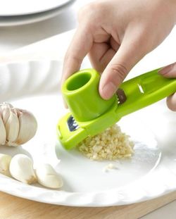 Garlic Press Crusher Grinder