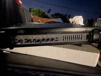 Ampeg SVT-3PRO 450-watt Tube Preamp Bass Head