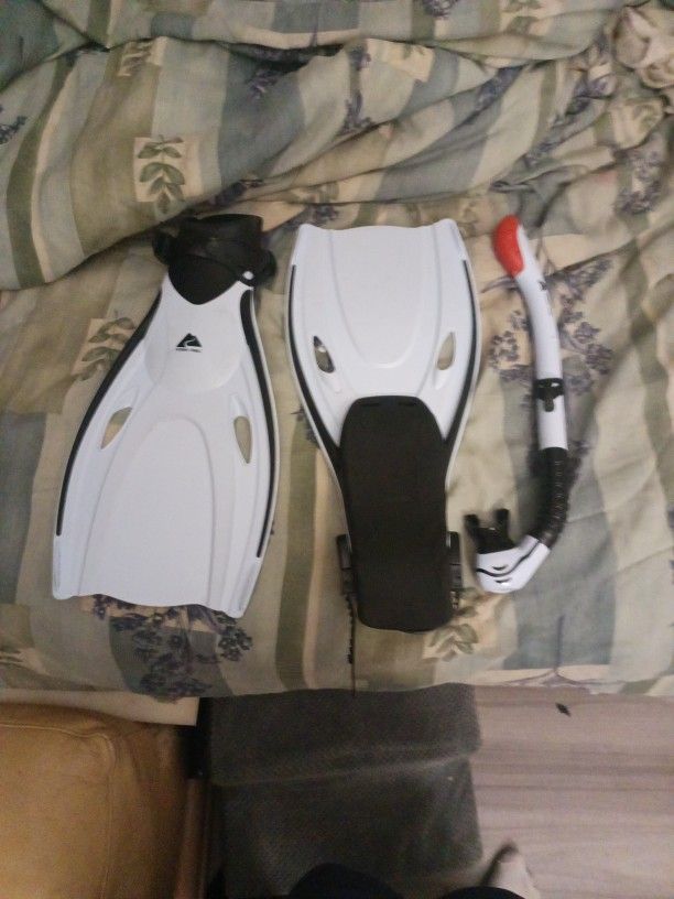 ozark trail adult 14+ scuba set without goggles