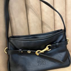 miumiu shoulder bag
