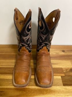 Boots Size 8
