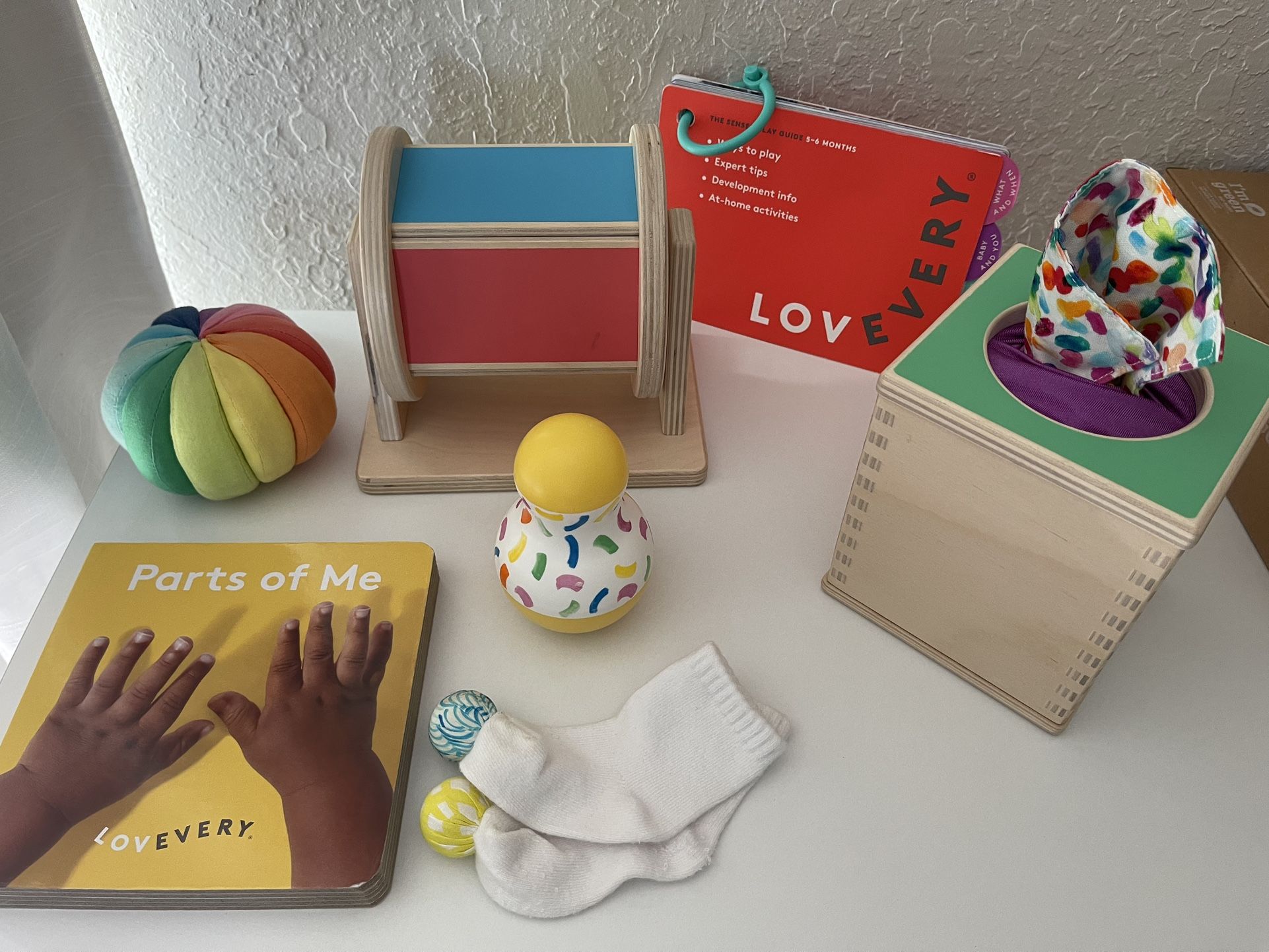 Lovevery Senser Play Kit ( Months 5-6)