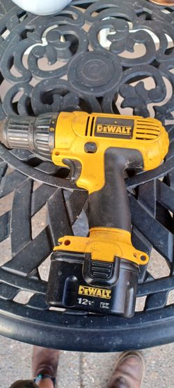 DEWALT DC727 3/8" Cordless Drill Driver 12V   Battery DC9071