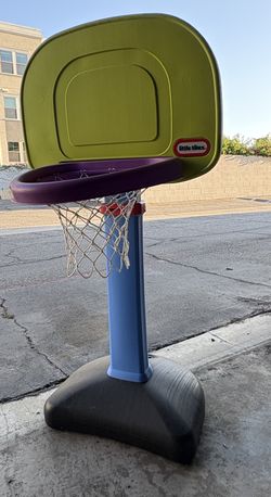 Little Tikes TotSports Easy Score Adjustable Basketball Hoop, for Ages 18 Months to 5 Years
