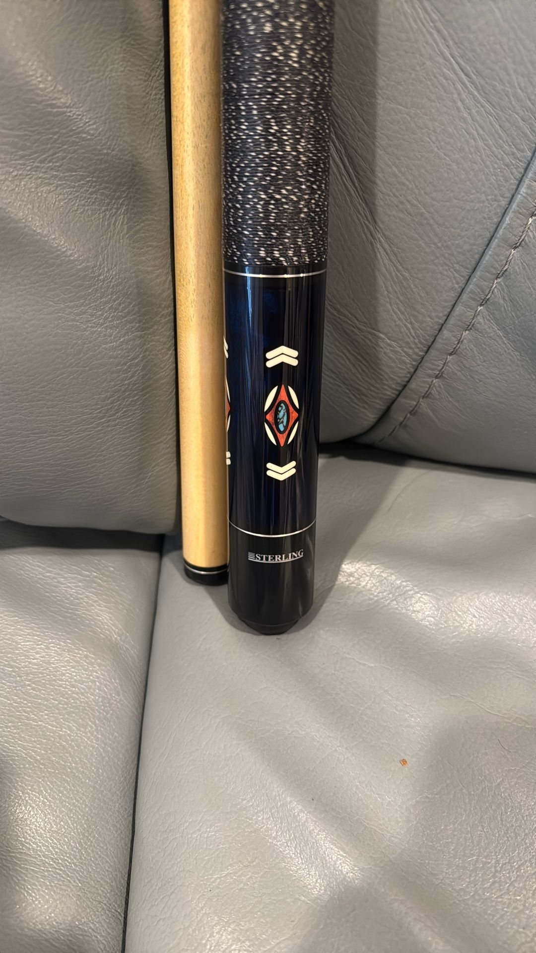 Pool Cue 2 Set And Leather Carrying Bag
