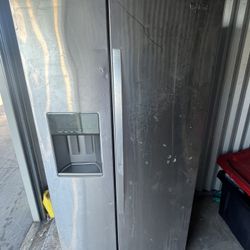 Whirlpool refrigerator 