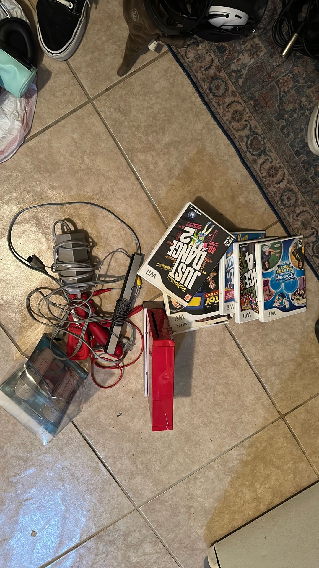 Nintendo Wii With Games And Charging Port