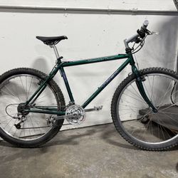 Trek Mountain Bike 26”