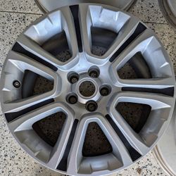 Wheels off of a Range Rover 18"x8" and 45 mm offset