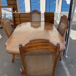 Dining Table Set
