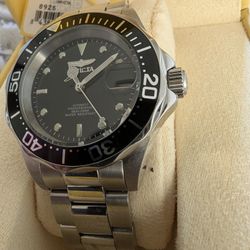 INVICTA AUTOMATIC WATCH... New