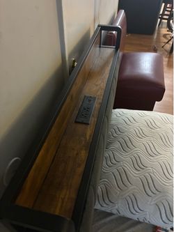 XL twin bed with matress