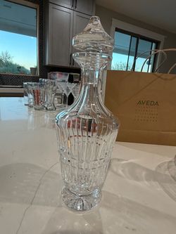 Crystal Glass Decanter with Stopper