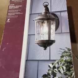New Leeds Mystic Bronze Outdoor Wall Lantern HB7262A-293 16"