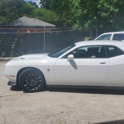 2020 Dodge Challenger