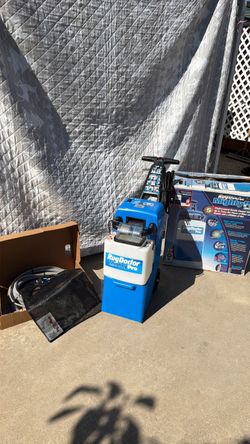 RUG DOCTOR CARPET CLEANER