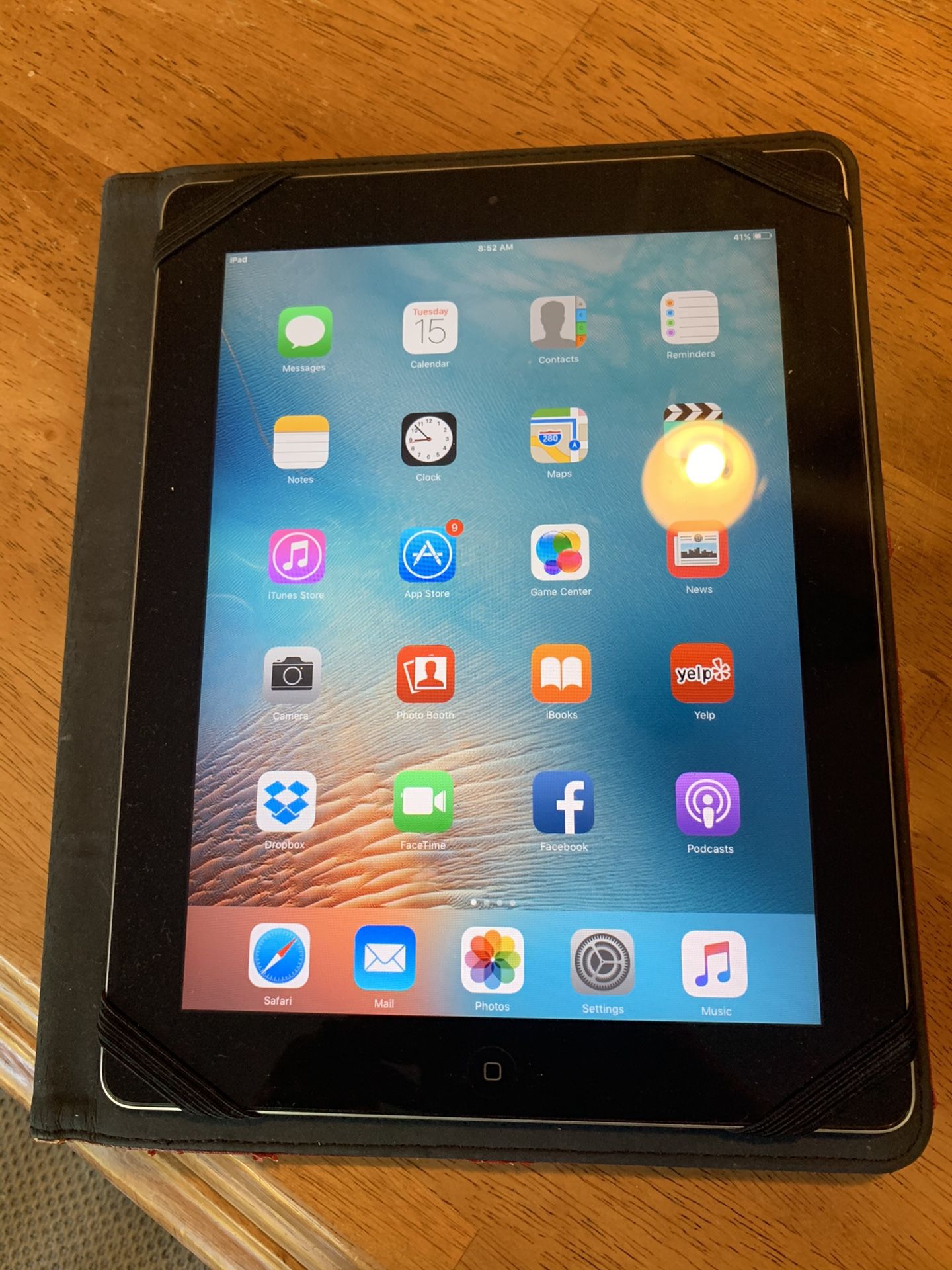 Apple iPad 2 16GB MC769LL/A A1395 WiFi Only TESTED