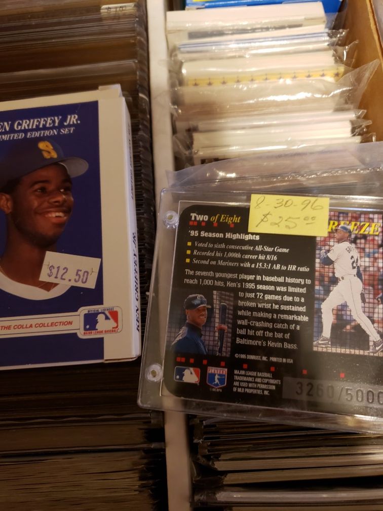 2000 Ken Griffey jr Baseball card Collection
