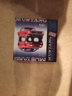 Cool 500 Piece Mustang Puzzle W/collector Cards