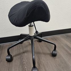 New Ergonomic Saddle Rolling Stool – Adjustable Height – DR.LOMILOMI