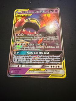 Muk & Alolan Muk GX Pokémon Card 61/214