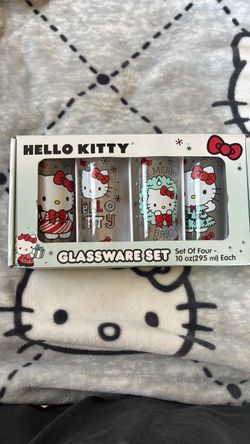Hello Kitty Christmas Glassware *CASH ONLY*