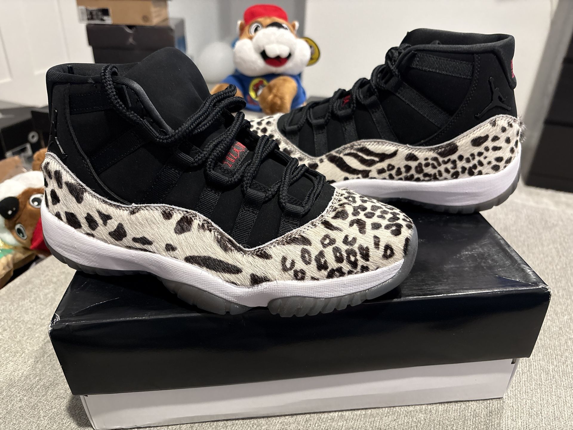 WMNS Air Jordan 11 Retro