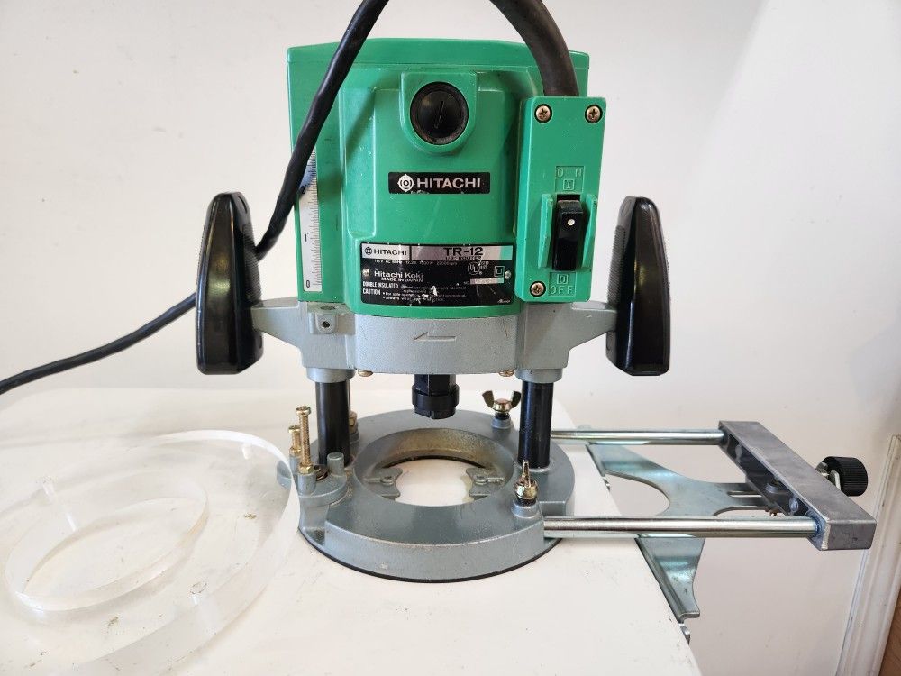 Hitachi TR-12 1/2" Plunge Router 