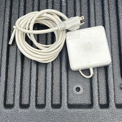 MacBook Pro Charger