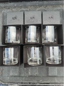 set of six Pittsburgh Steelers "1974 World Champions" etched whiskey glasses comes in branded black presentation boxes. /logo-whiskey-bar-glass), •