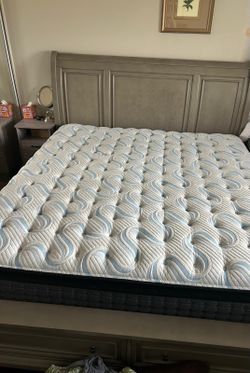 King size mattress