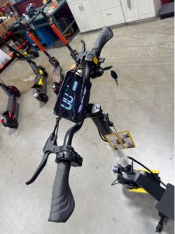 Electric scooter