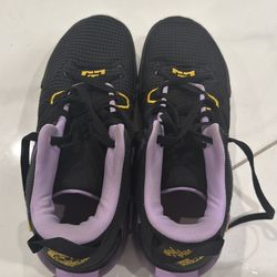 Nike LeBron Witness 7 “Lakers”