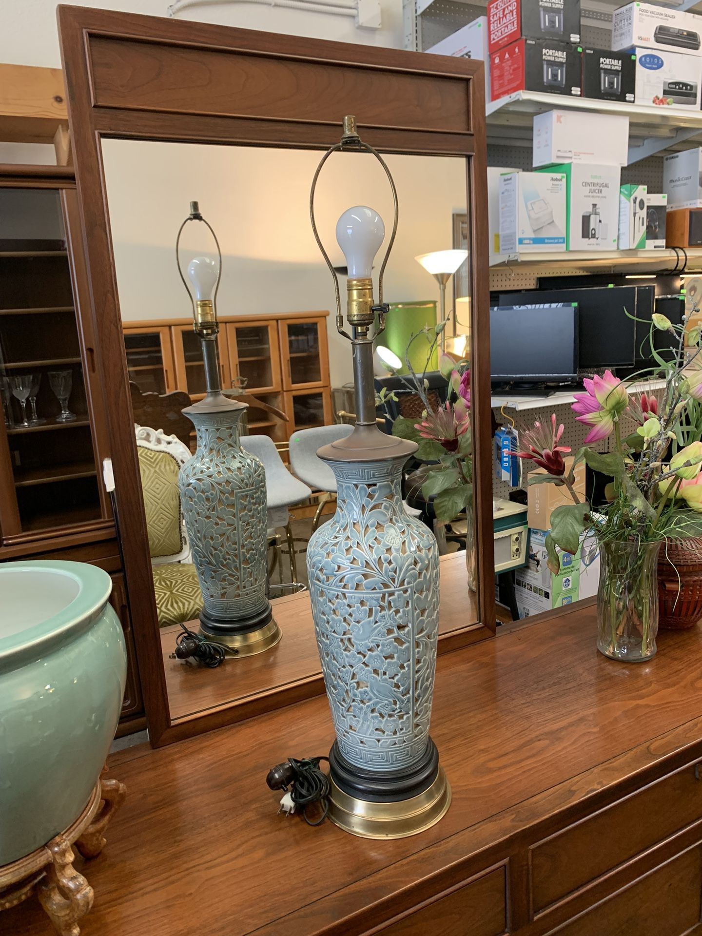 Oriental Antique Blue and Gold Large Table Lamp