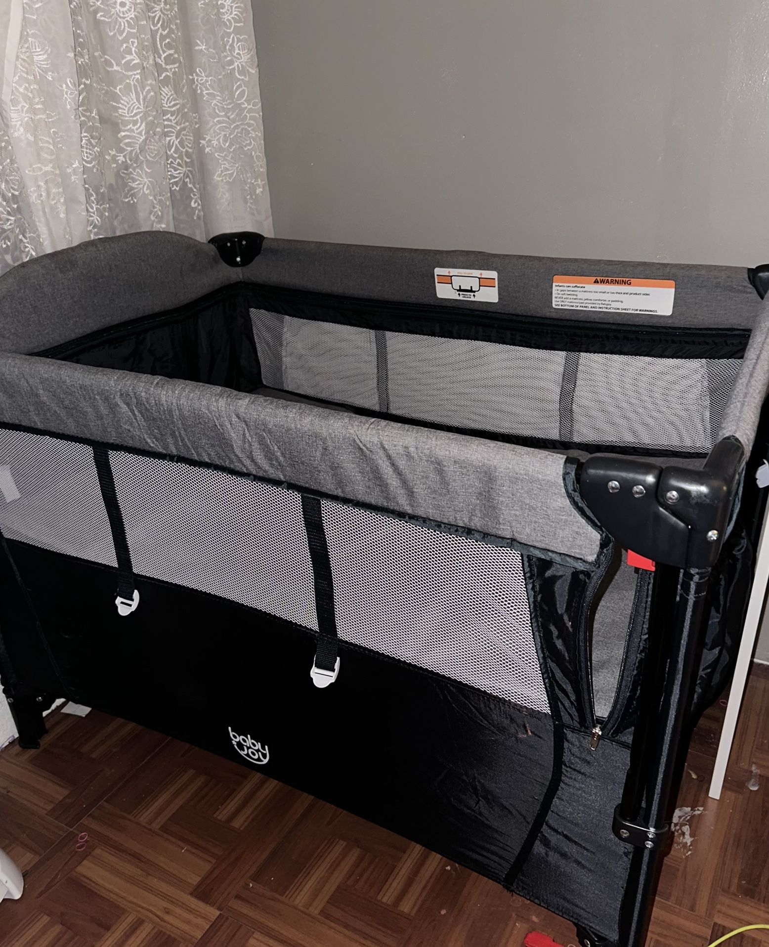 BabyJoy Portable Crib